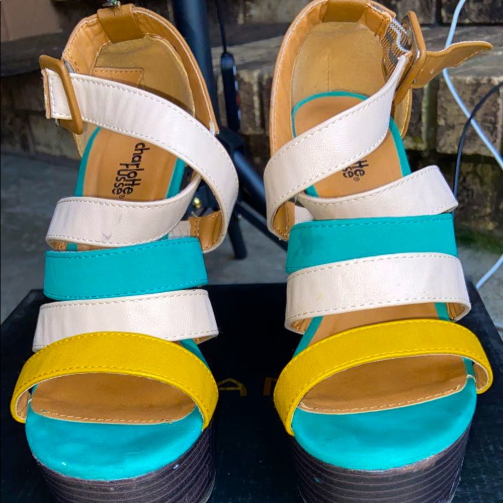 Multicolored Wedges